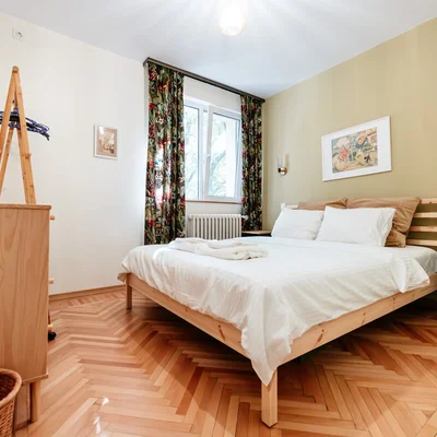 Stylish Central Amzei Apartment