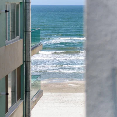 Azzurro Beachfront Lateral 5