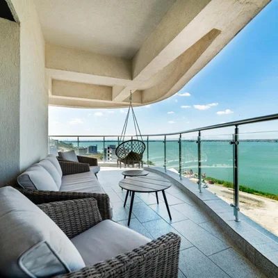 Seaside by Casa del Mar