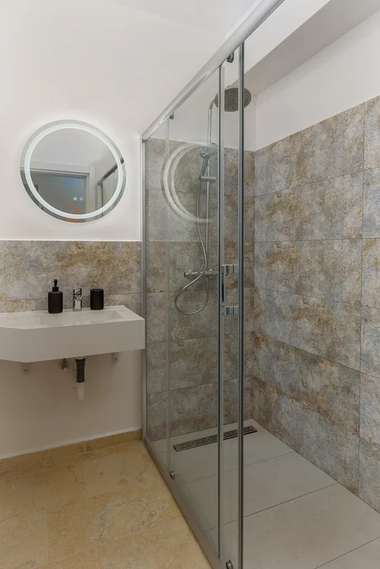 Poza 3 Azzurro Beachfront 223 - Cazare Mamaia-Sat Navodari
