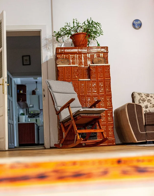 Poza 1 Retro Green Cottage with a Barkyard - Pet Friendly - Cazare Brașov