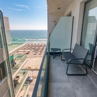 Azzurro Beachfront Studio 2