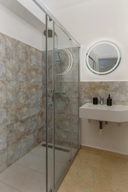Poza 2 Azzurro Beachfront 216 - Cazare Mamaia-Sat Navodari