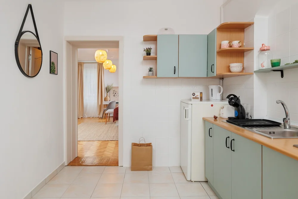 Poza 1 Lunga 16 Guesthouse - Cazare Brașov