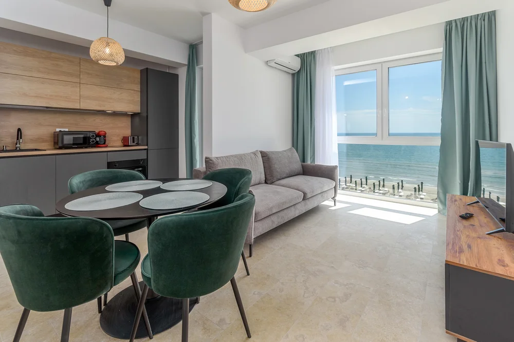Poza 3 Azzurro Beachfront 206 - Cazare Mamaia-Sat Navodari